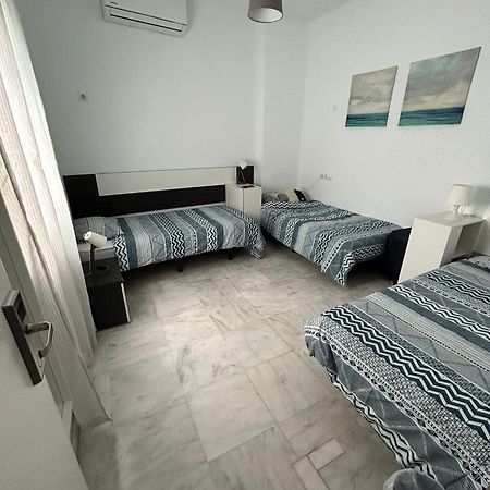 The Spot Central Hostel Σεβίλλη Εξωτερικό φωτογραφία