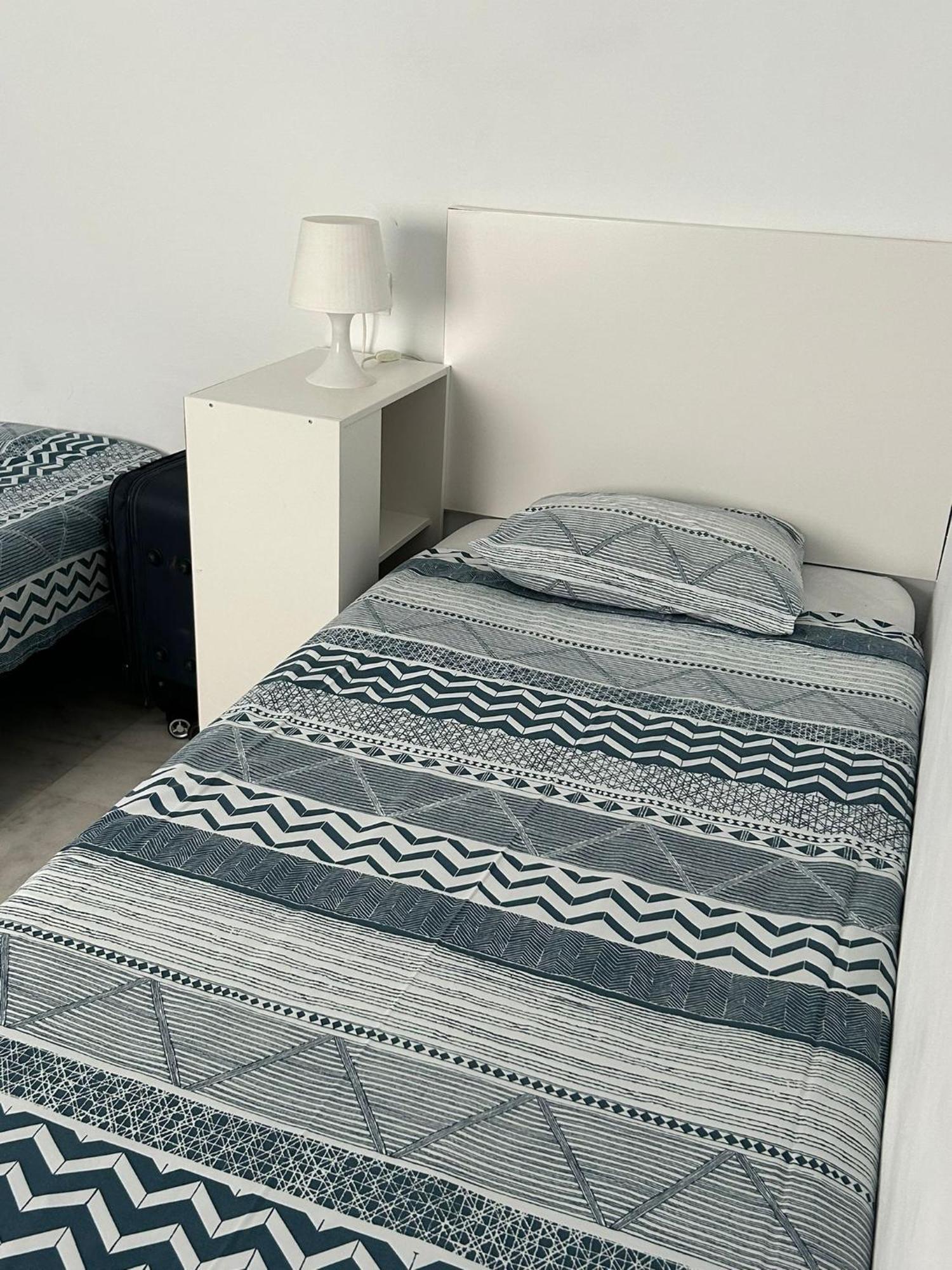 The Spot Central Hostel Σεβίλλη Εξωτερικό φωτογραφία