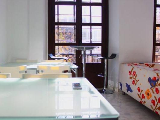 The Spot Central Hostel Σεβίλλη Εξωτερικό φωτογραφία
